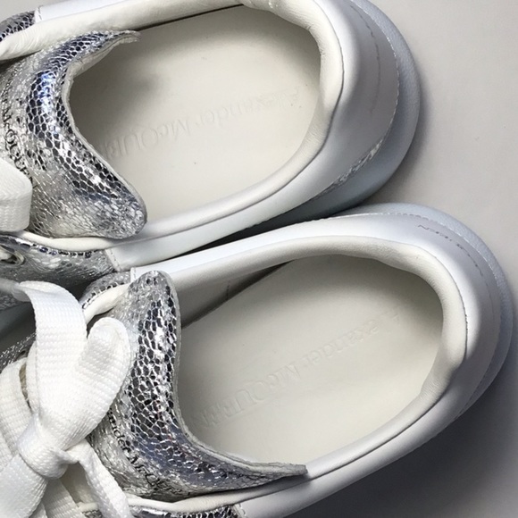 Alexander McQueen NWT Silver Oversized Trainers - Picture 7 of 9